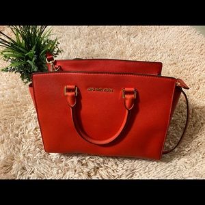 Michael Kors Selma purse